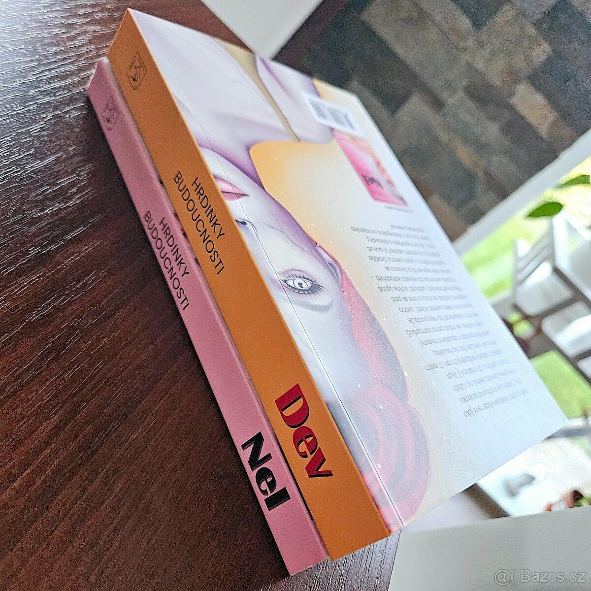 Série Hrdinky budoucnosti - 3