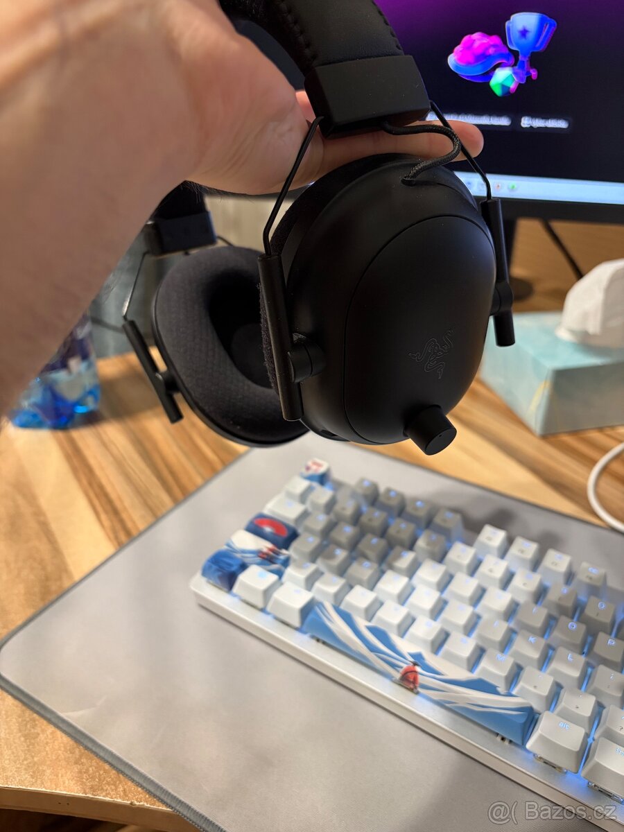 Sluchátka Razer BlackShark V2 Pro - 3