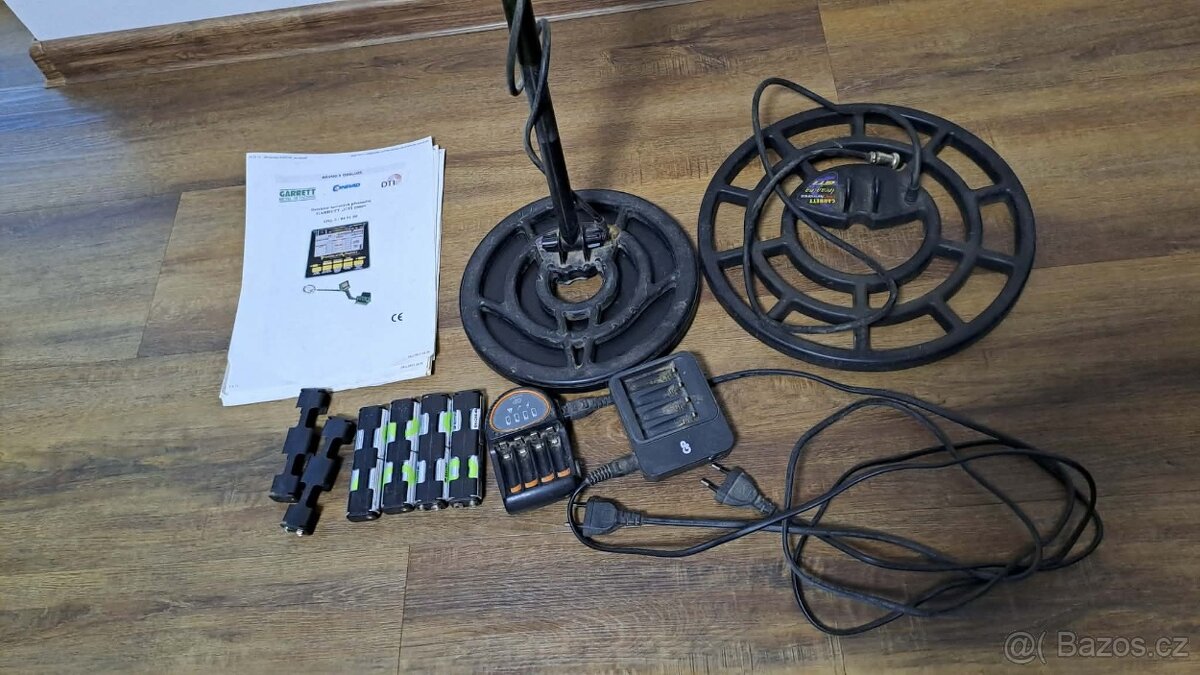 Detektor kovů Garrett GTI 2500 - 3