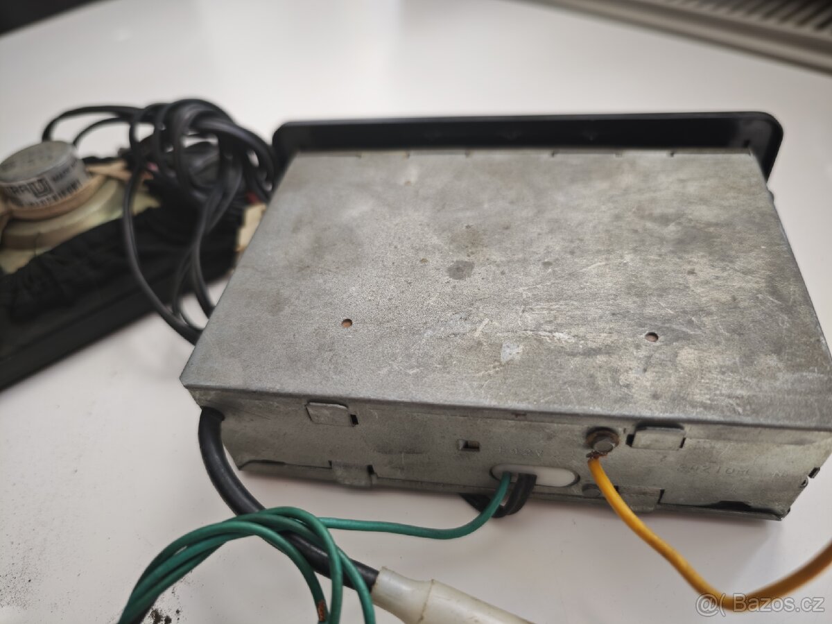 Staré retro autorádio Unitra Diora Traper SMP 401 - 3