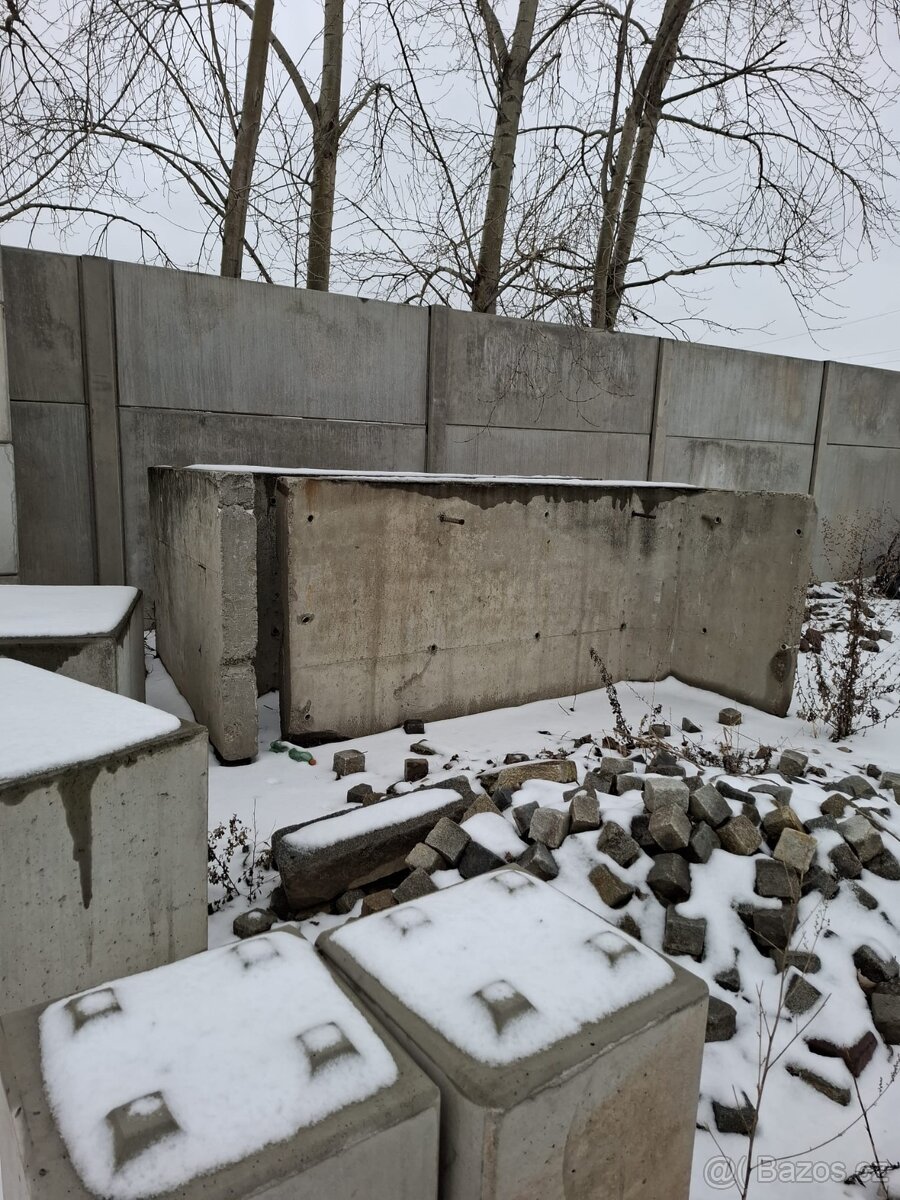 betonová opěrná stěna ve tvaru T - 3
