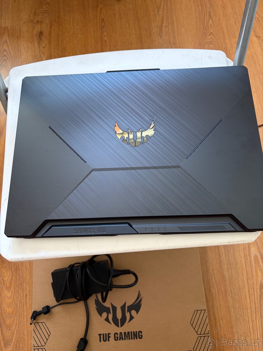 Herní notebook ASUS TUF Gaming F15 - 3