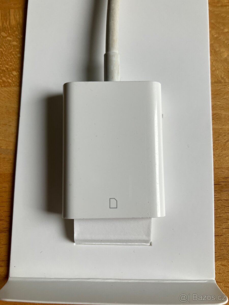 Originální Apple čtečka SD karet (Lightning) - model A1595 - 3
