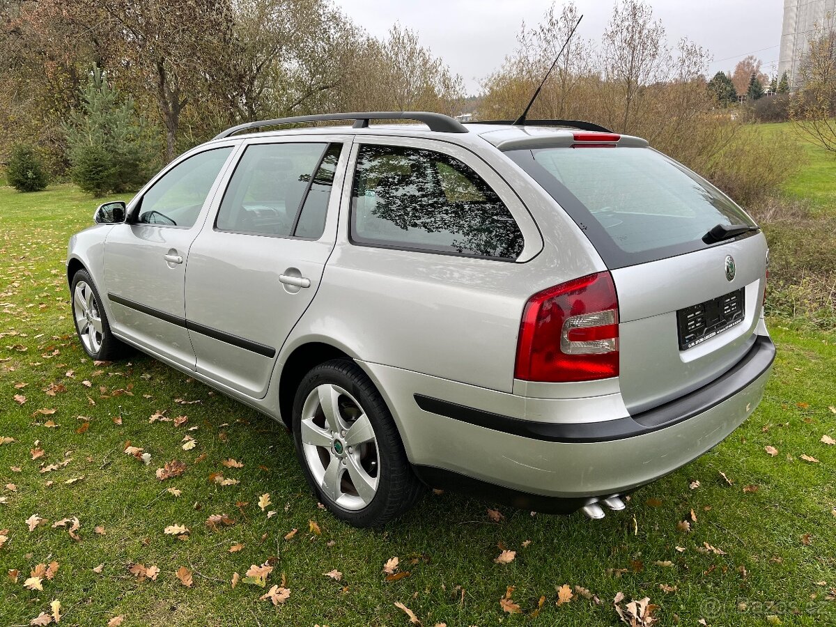 Skoda Octavia 2.0 TDI Elegance - 3
