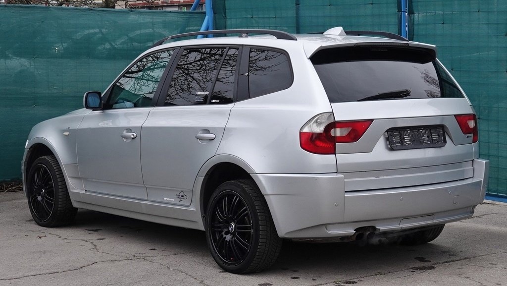 BMW X3 X-DRIVE 3,0/170 kW benzin 4x4 - 3