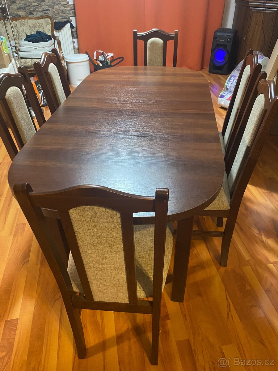 Rozkládací jídelní stůl + 6 židlí - 3