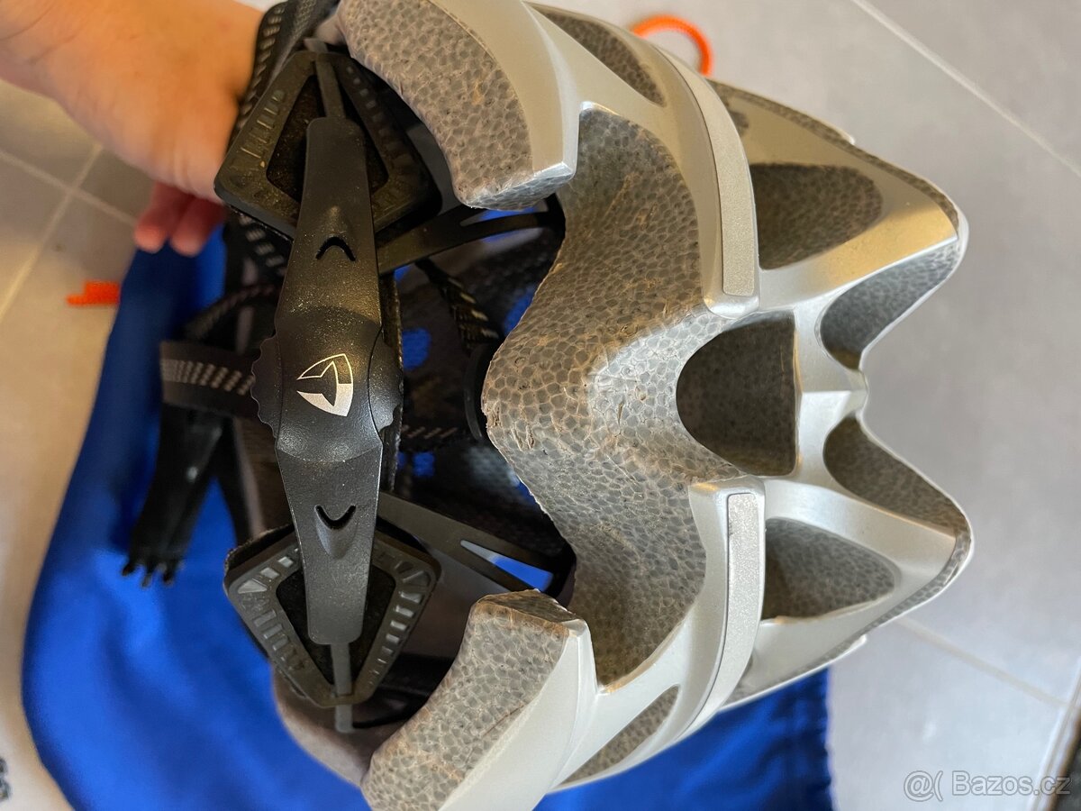 Briko dámská přilba na kolo, vel. M - 3