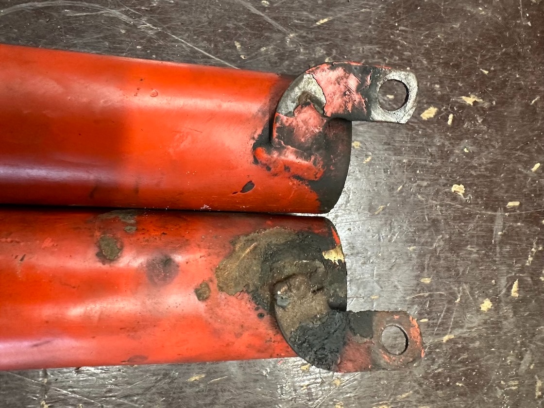 Predám kryty pružiny 32cm polbuben JAWA 250 350 kývačka - 3