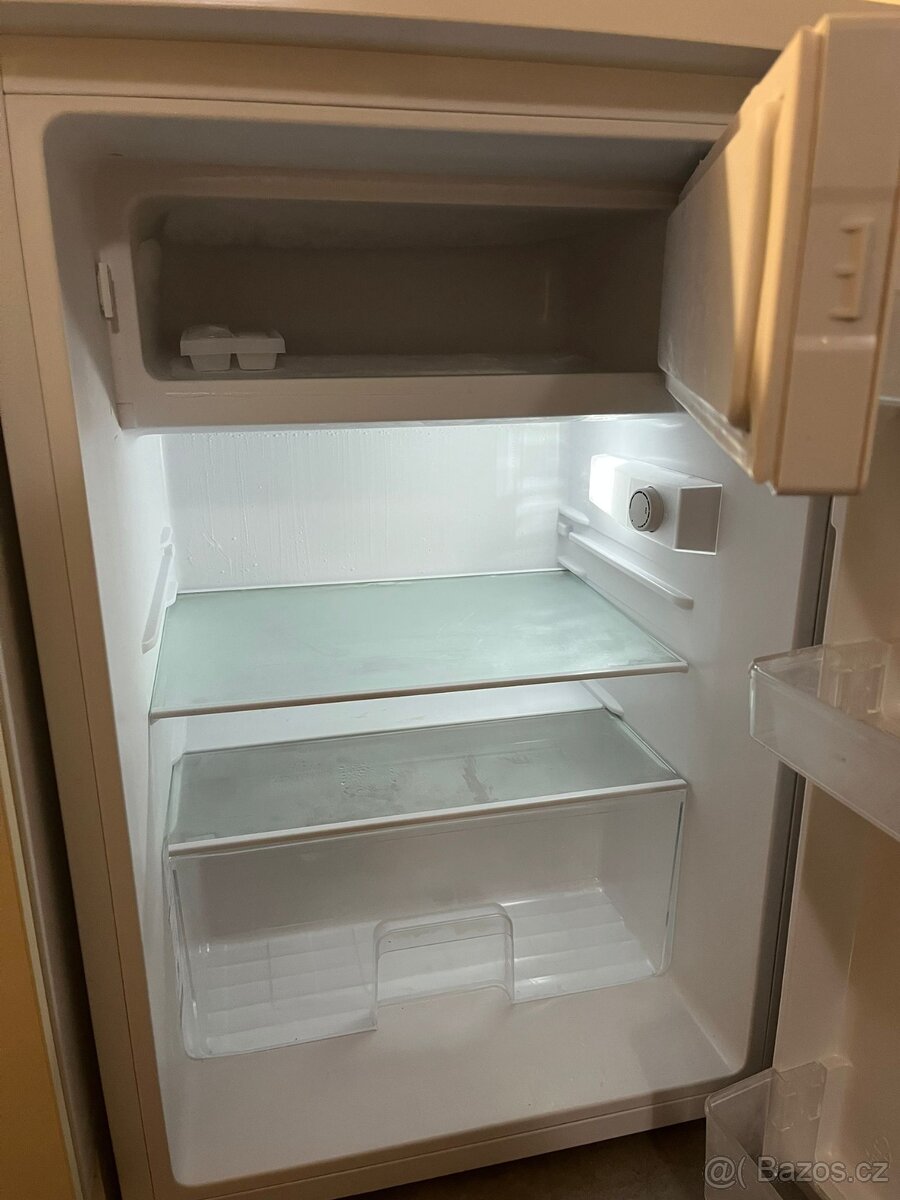 Nízká lednice Gorenje s mrazákem - 3