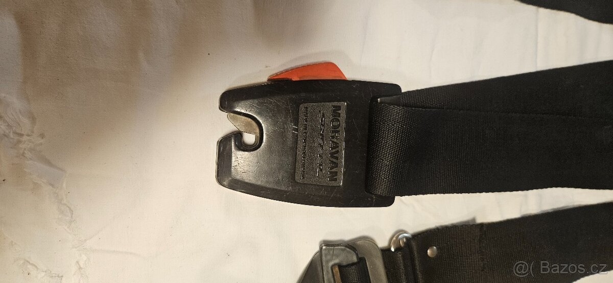 Prodám pásy skoda 110R Moravan - 3