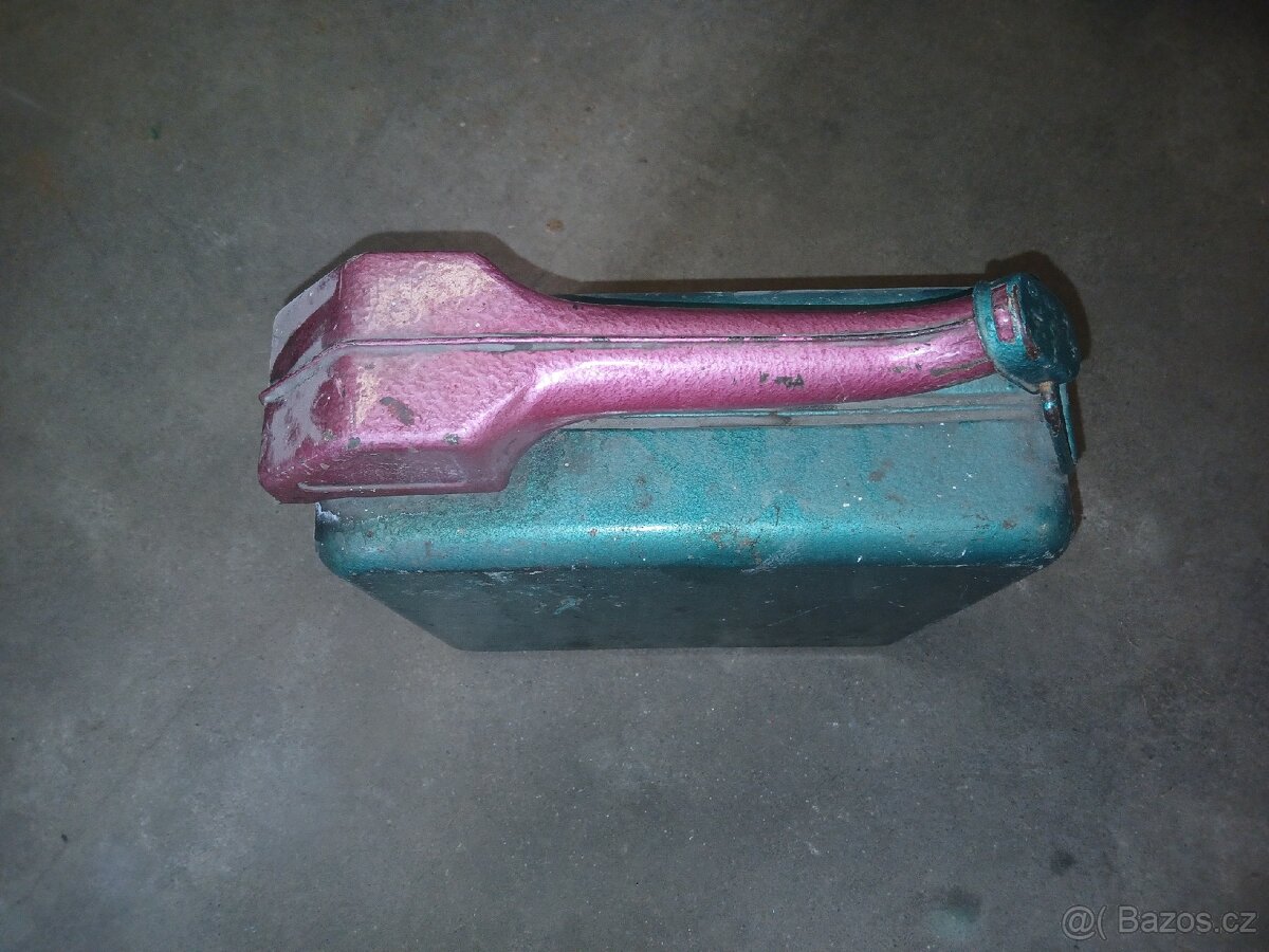 Nabízím stare kanistry - 3