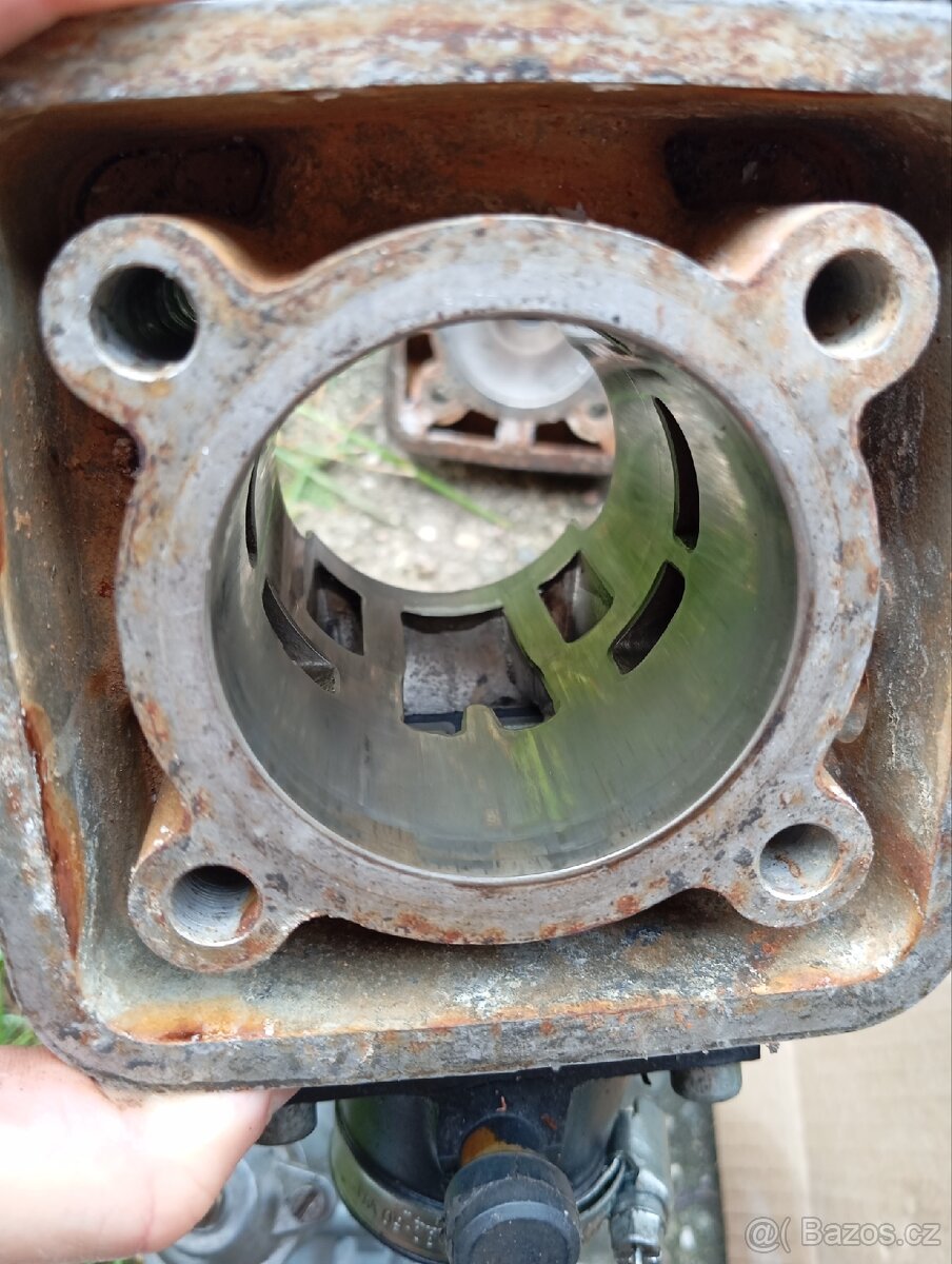 Motor yamaha DT 80 - 3