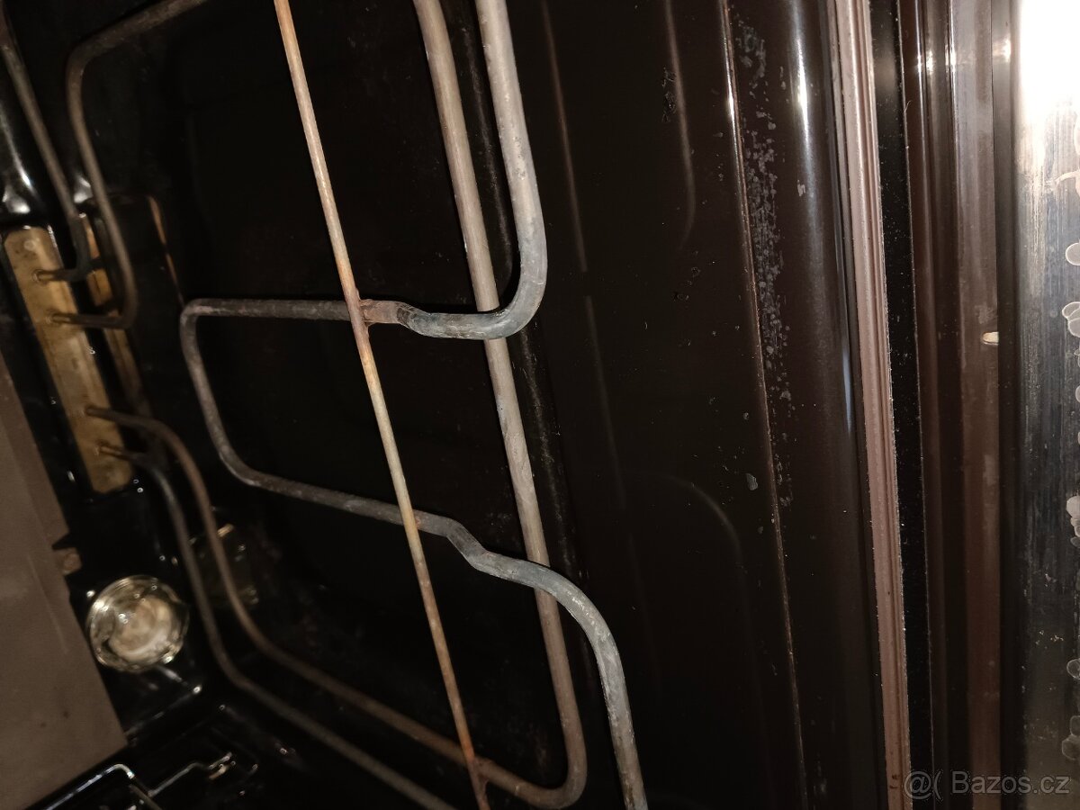 Vestavná trouba Whirlpool ikea - 3