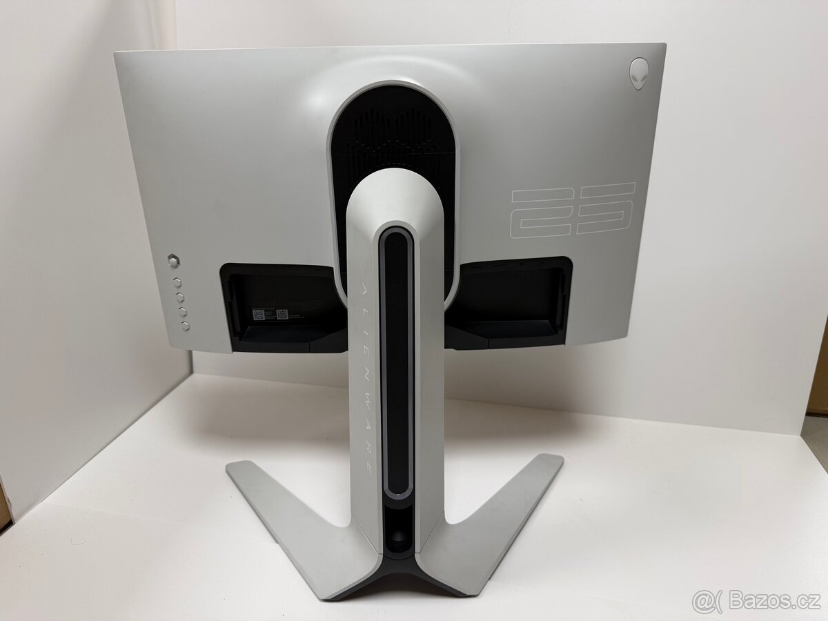 Herní monitor Alienware AW2521HFLA - 3