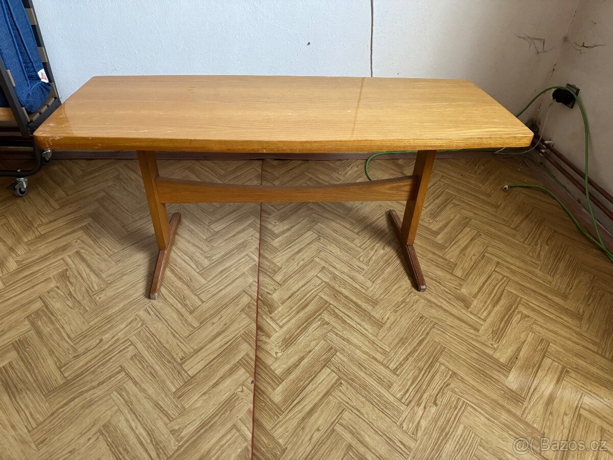 Prodám - leštěný konferenční stolek - 3