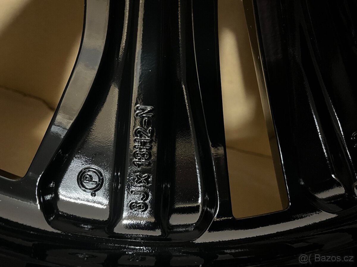 Predám nov originál diskna Mercedes E213 - 3