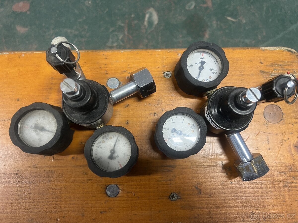 Prodám redukční ventily na CO2 a Biogon - 3