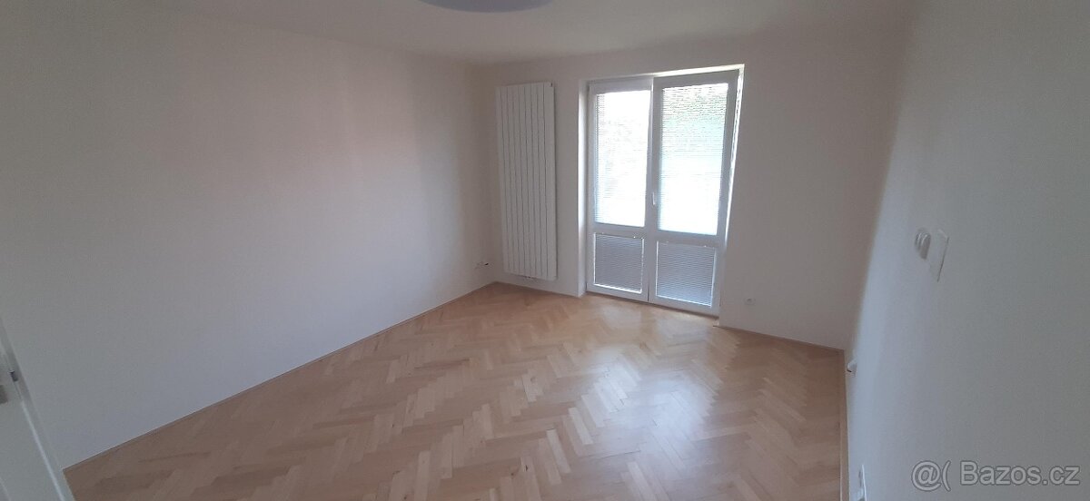 Pronájem - 2+1 Hulín, Wolkerova - 3