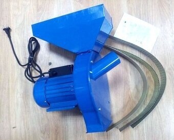 Šrotovník mlýnek DRTIČ na obilí 4500W +4 síta +sekací nože - 3