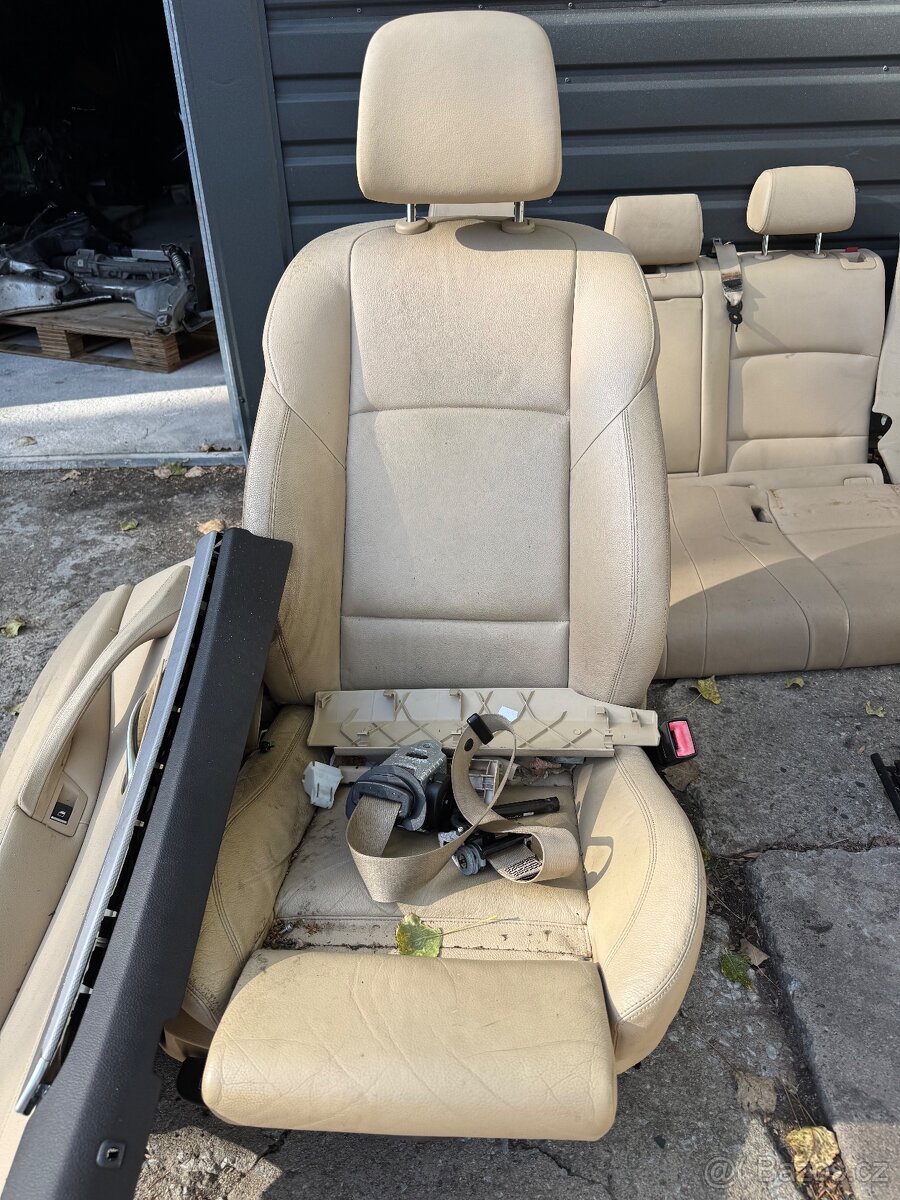 BMW F11 Sportsitze interiér béžová kuze - 3