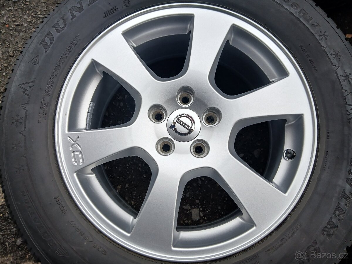 Prodám sadu Orig ALU kol Volvo 235/65R17 zimní - 3