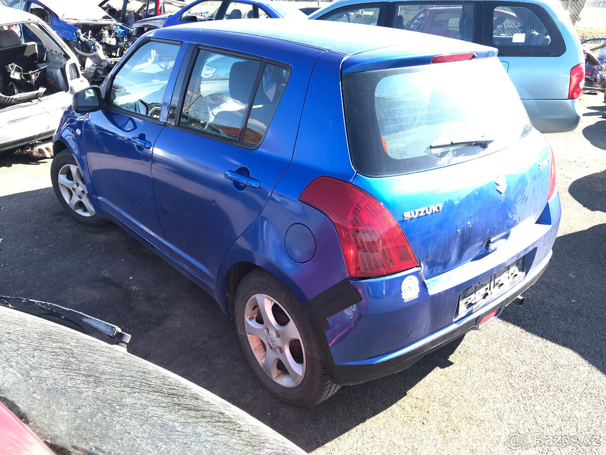 Suzuki Swift 3 1,3i 68kW 2008 - JEZDI, DILY z vozu - 3