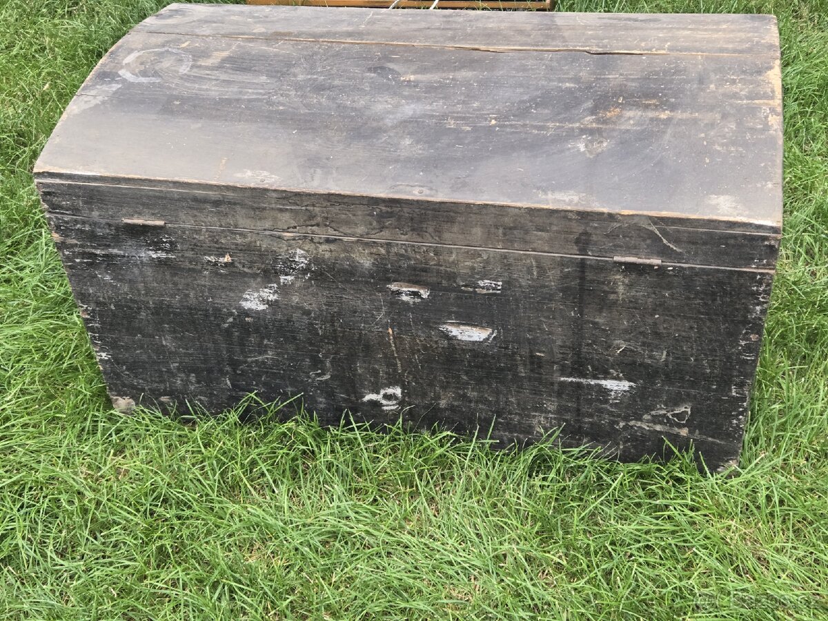Truhla - stará, dřevěná bedna - 3