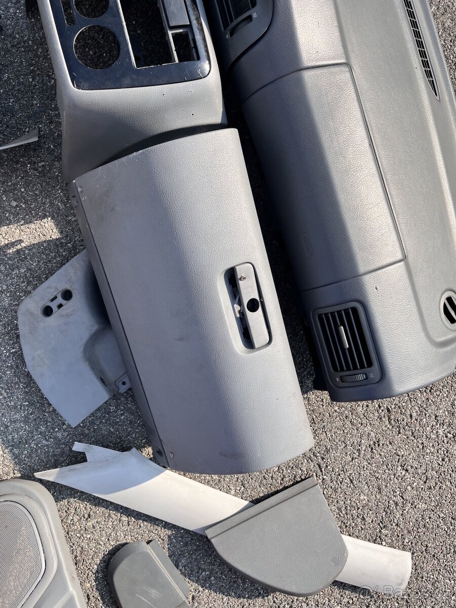 škoda octavia 1 palubní deska - 3