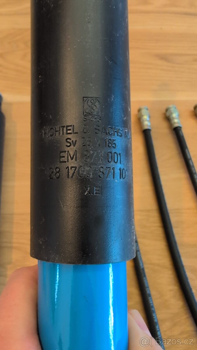 Tlumiče, brzdové hadice - 3