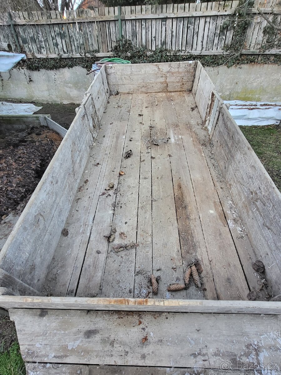 Vlek vlečka přívěs kára - 3