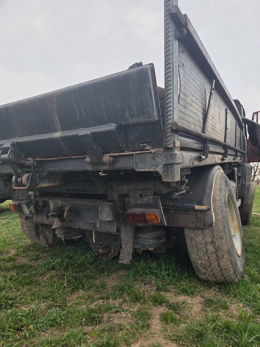Tatra 815 4x4 sklápěč - 3