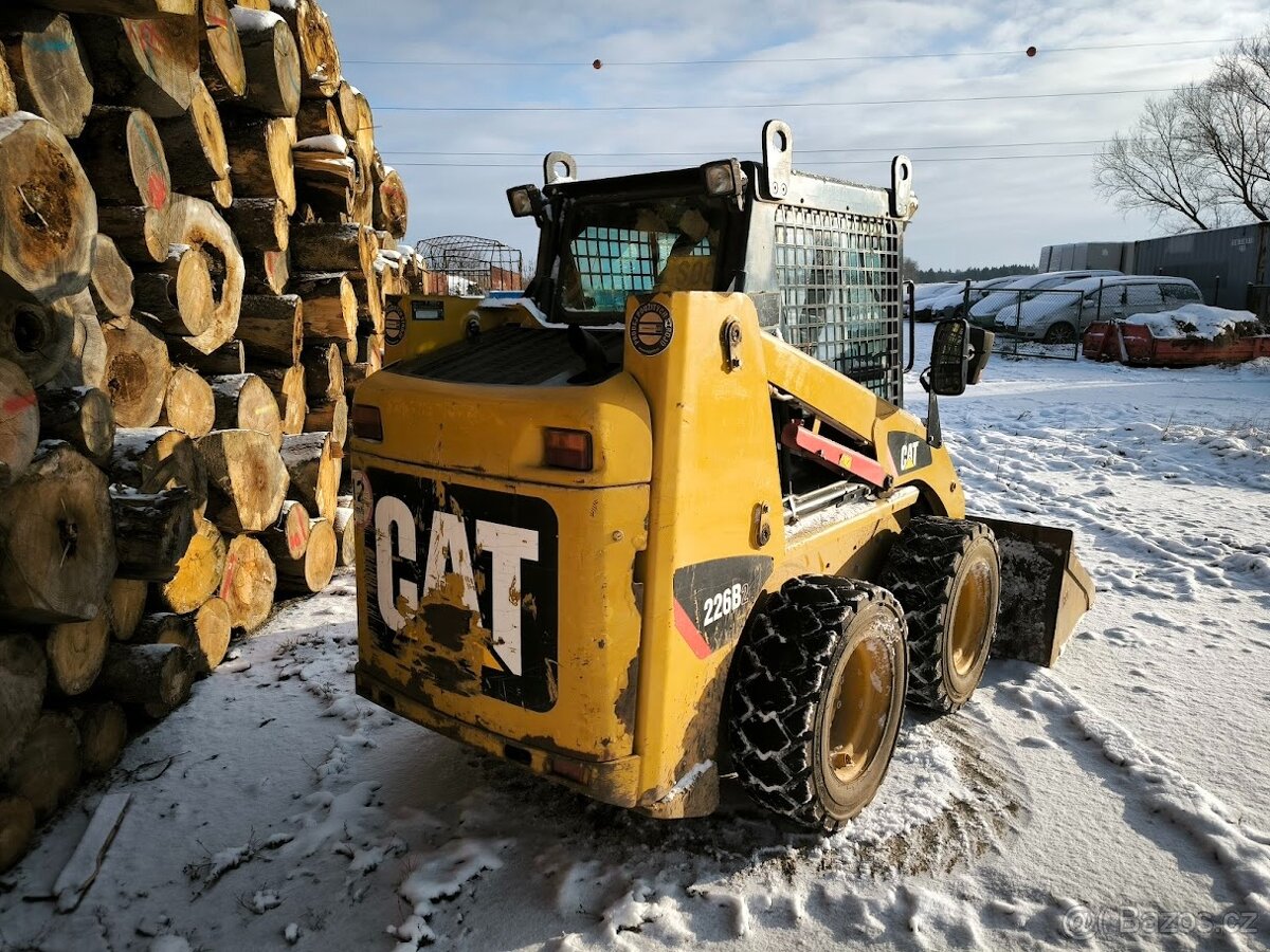 Caterpillar CAT 226B2 - 3
