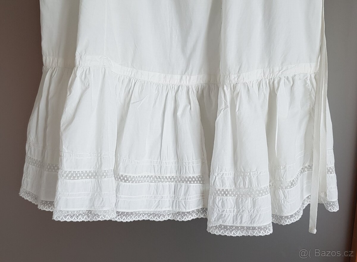 Bílá spodnička – RETRO - 3