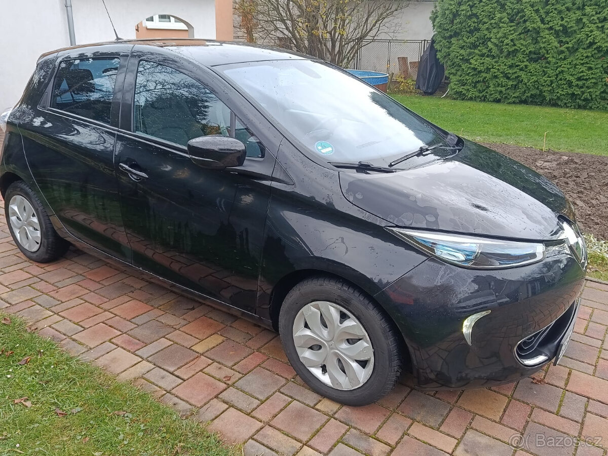 Prodám Renault ZOE 68kW, baterie 22kW - 3