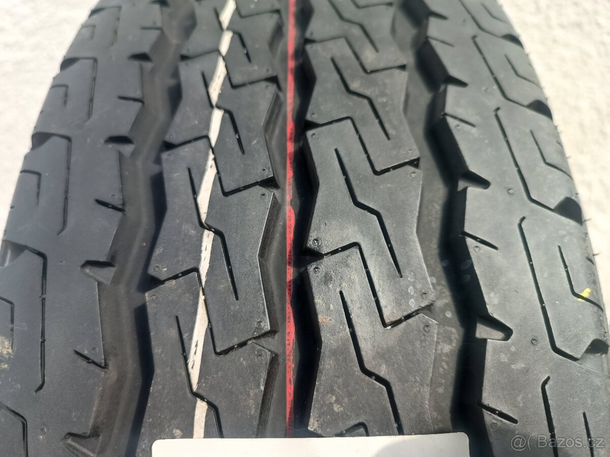 172. Letní dodávkové "C" pneu Firestone 215/65 R15C - 3