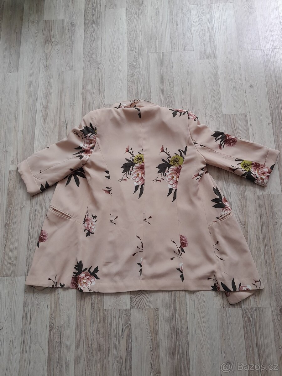 Nádherné sako vel. M - 3