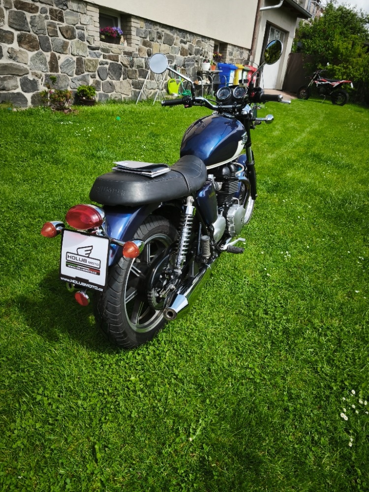 Triumph Bonneville SE (2012) ZIMNÍ VÝPRODEJ-SUPER CENA - 3