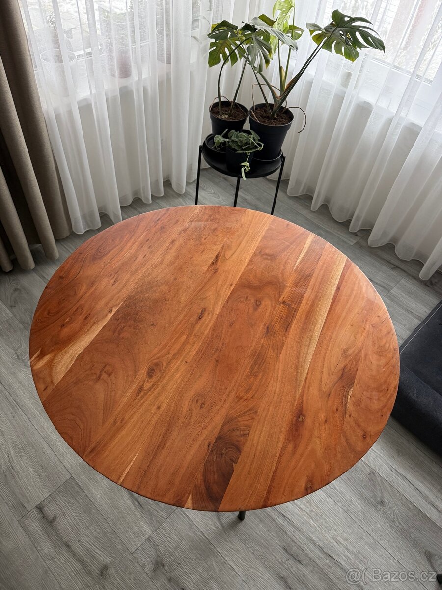 Jídelní stůl masív akácie - 3