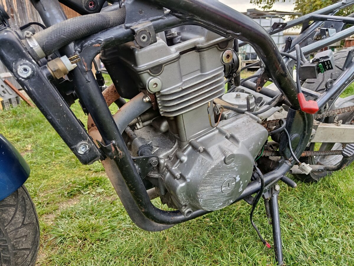 Kawasaki er5 dily - 3