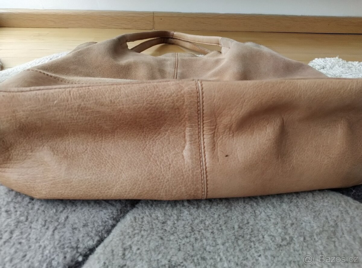 Béžová semišová kožená shoperka - 3
