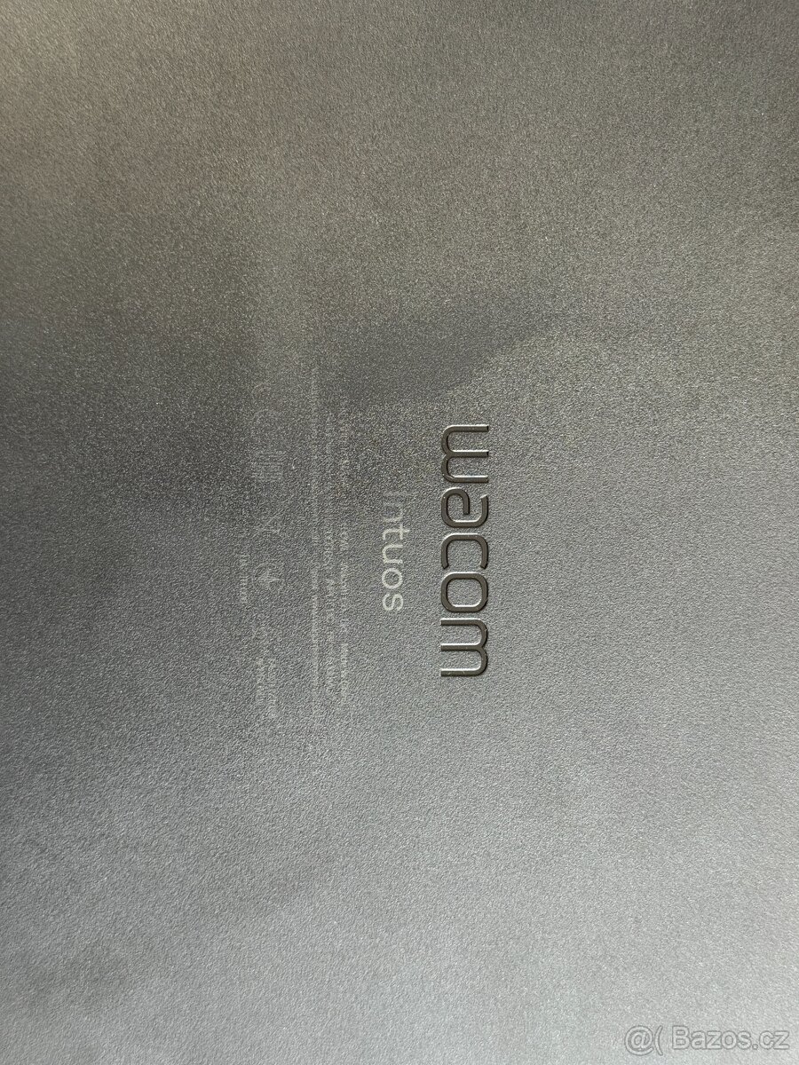 Grafický tablet Wacom Intuos M - 3