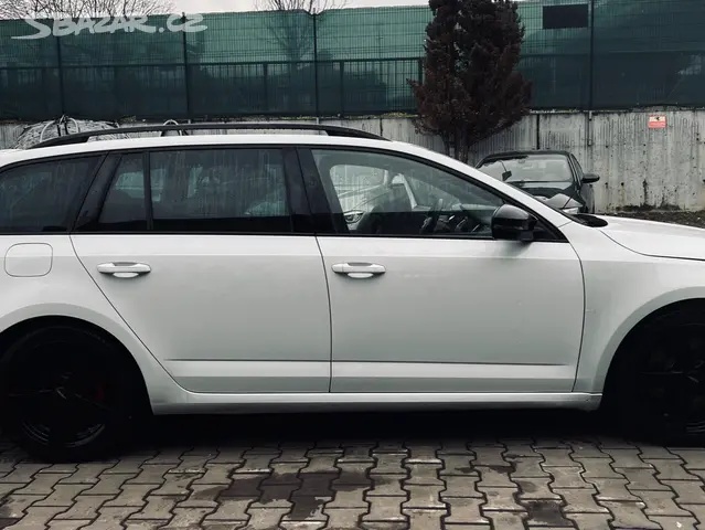 Škoda Octavia 3 RS Challenge 2015 - 3
