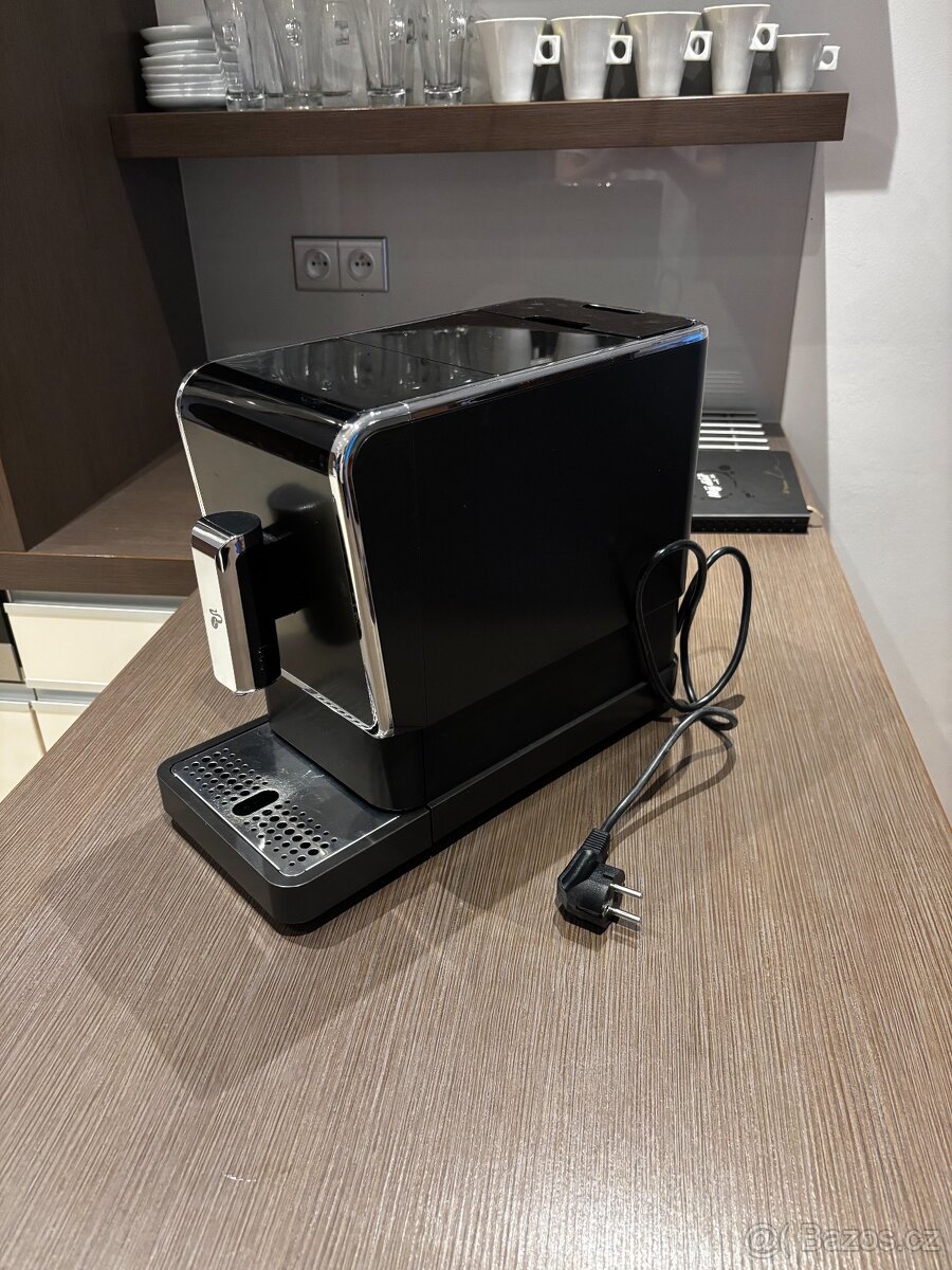 Kávovar na kapsle - Tchibo - 3