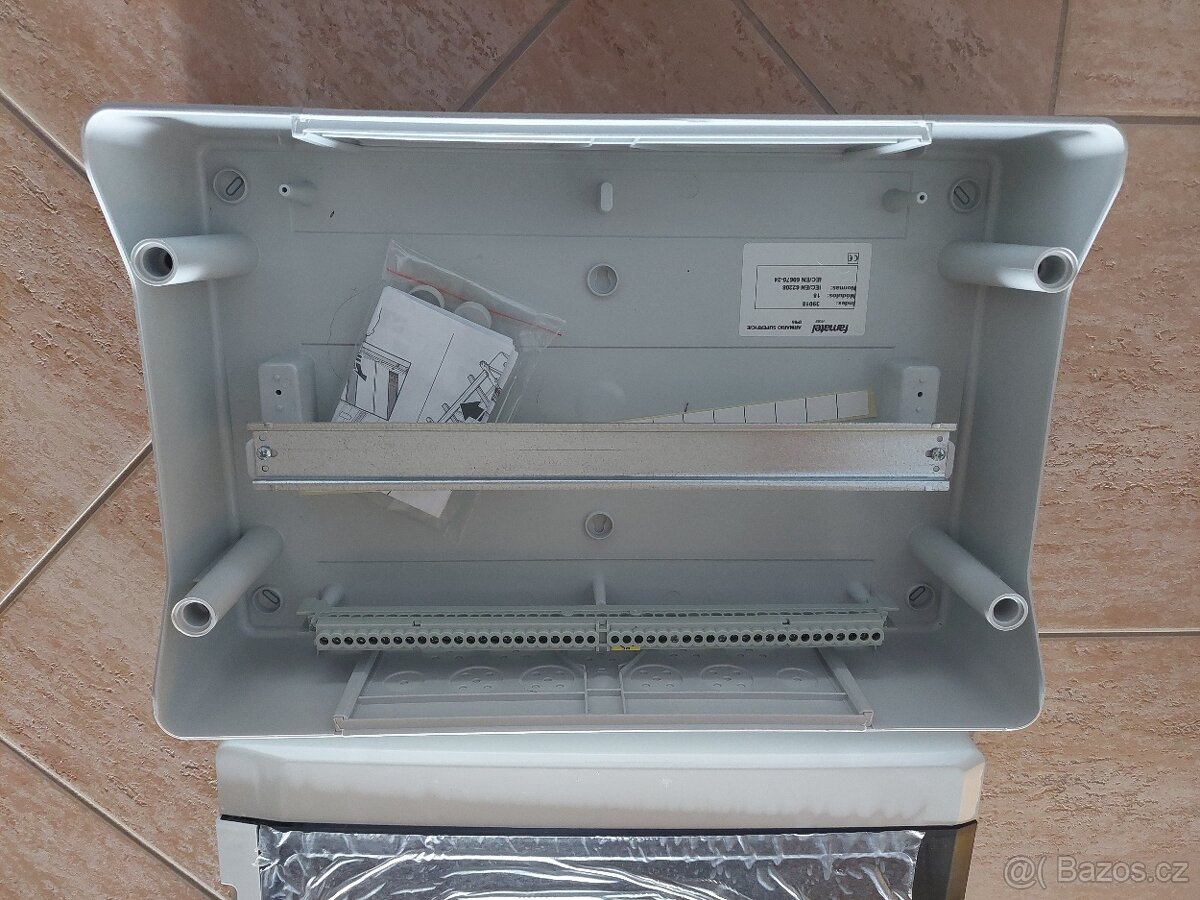 Nástěnný rozváděč - 3