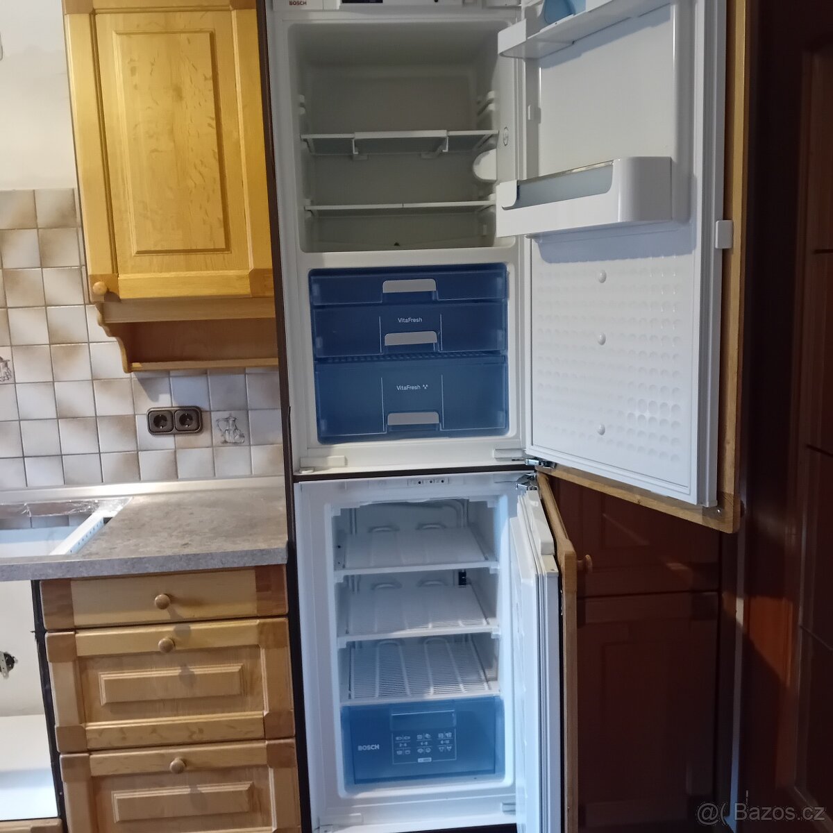 Kuchyne "masiv" se spotřebiči - 3