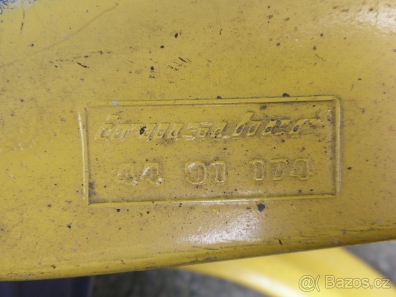 Opel Kadett D - lemy blatníků Irmscher - 3