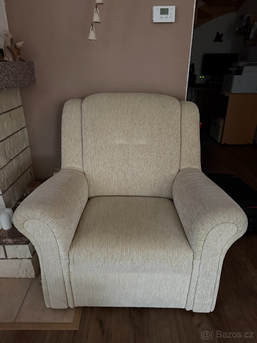 Pohovka + křeslo - 3