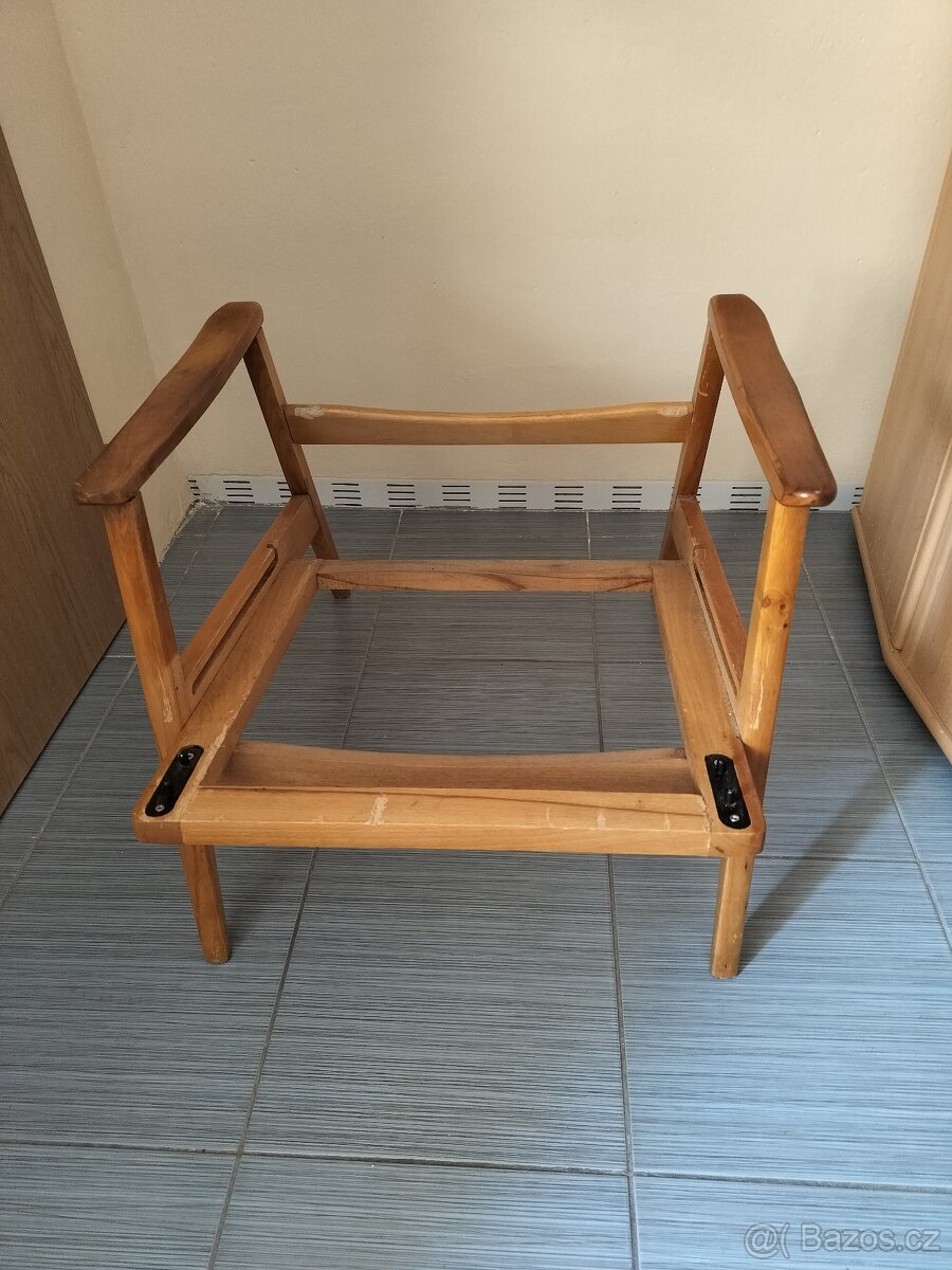 Polohovatelné křeslo - 3