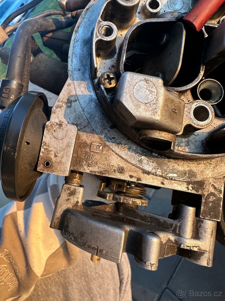 Škoda favorit díly - 3