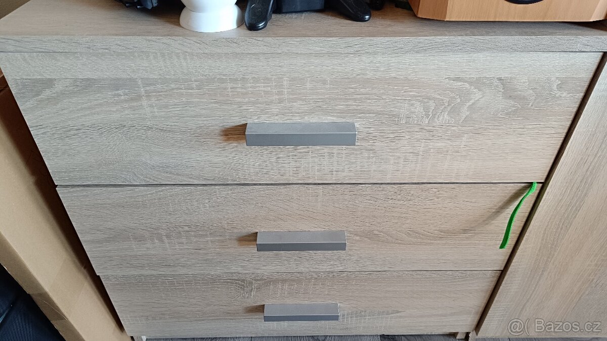 Prodám nábytek - 3